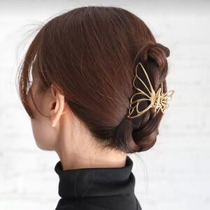 Veloura Gold Butterfly Hair Clip | Elegant Metal Hair Claw Clip